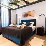 Luxury 7heaven Апартаменты